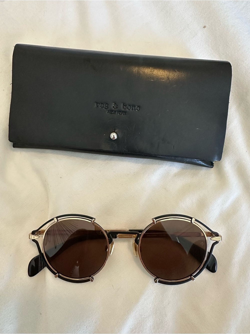 rag & bone Black and Gold Round Sunglasses with Leather Case
